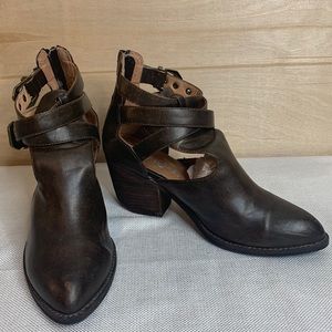 Jeffrey Campbell Handmade Everwell Brown Buckle Ankle Boots Size 8
